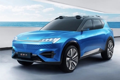 恒馳5獲銷售資格，或?qū)⒂诮衲甑诙径日缴鲜? />
</span>
<span id=